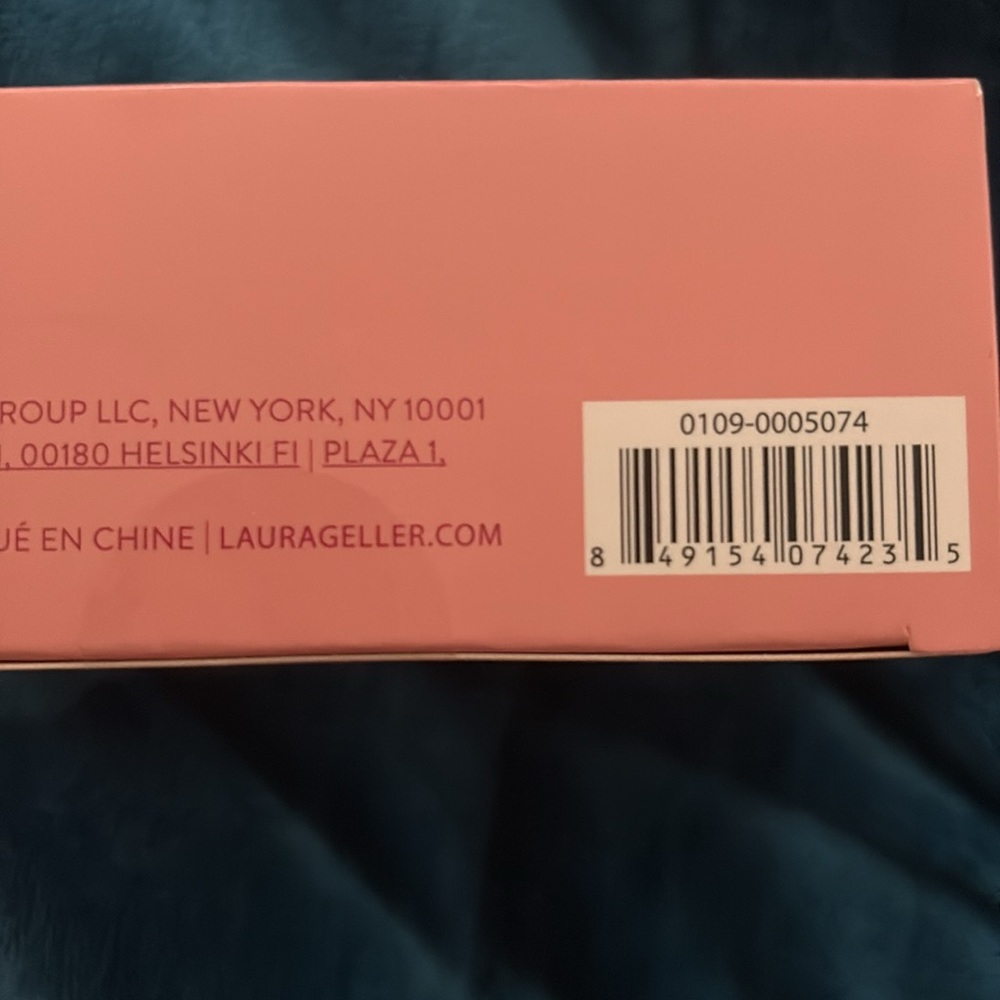Laura Geller's face palette - Picture 10 of 11